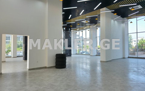  למכירה 700 m² מֶרחָב מסחרי חלל in Gonio