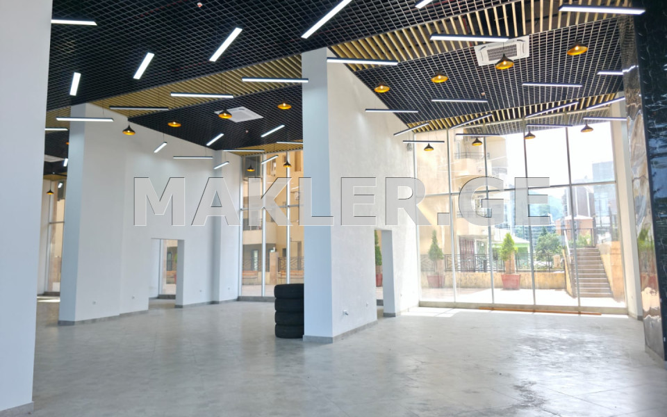  למכירה 700 m² מֶרחָב מסחרי חלל in Gonio