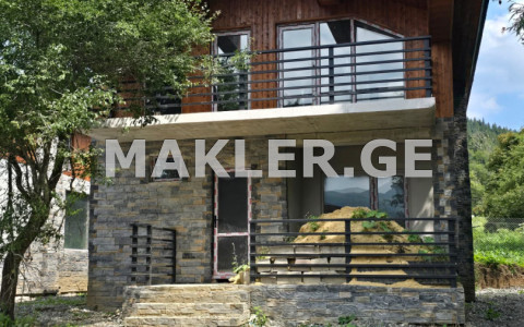  Satılık 135 m²  Villa in Bakuriani