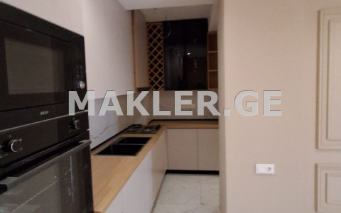  למכירה 2 חֶדֶר  דִירָה in Saburtalo dist.  in Ana Politkovskaya st. 
