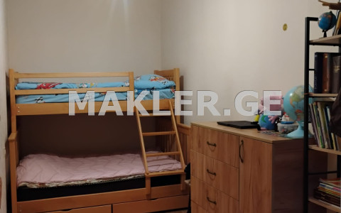  Satılık 3   Daire in Avlabari dist.