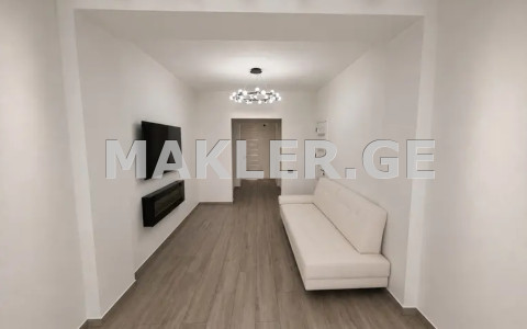  למכירה 5 חֶדֶר  דִירָה in Vake dist.  in I. Chavchavadze Ave. 