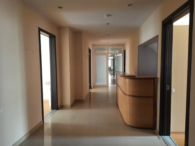  For Rent 365 m² space Commercial space in Saburtalo dist.  in Al. Kazbegi Ave. 
