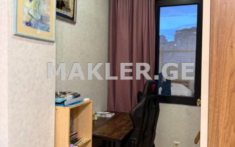  למכירה 4 חֶדֶר  דִירָה in Saburtalo dist.  in I.Gamrekeli st. 