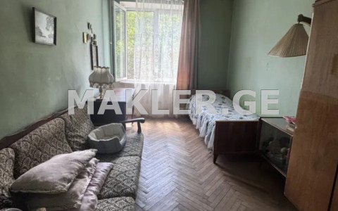  למכירה 4 חֶדֶר  דִירָה in Chugureti dist.  in Agmashenebeli ave. 