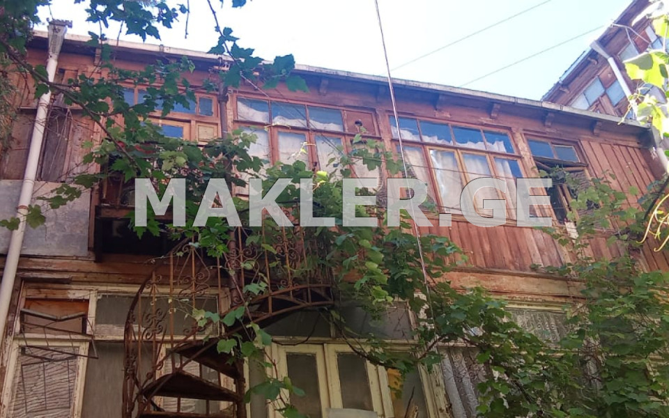  Satılık Daire in Sololaki dist. (Old Tbilisi)  in Leonidze st. 