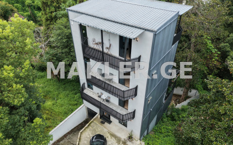  Kiralık 400 m²  İşyeri in Makhindjauri