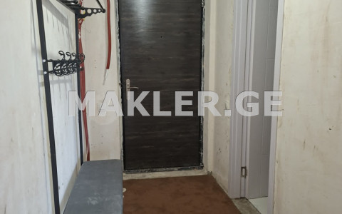  למכירה 3 חֶדֶר  דִירָה in Saburtalo dist.  in Ana Politkovskaya st. 