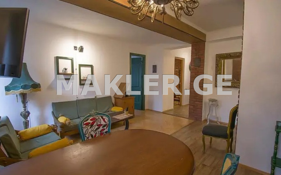  Satılık 4   Daire in Mtatsminda dist. (Old Tbilisi)  in Ingorokva st. 