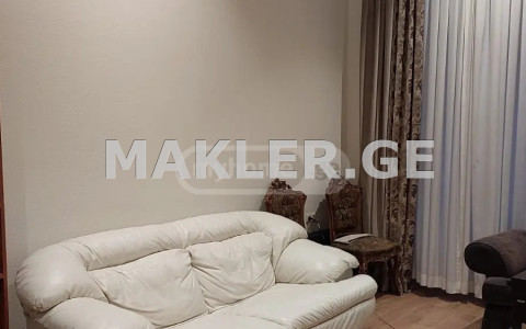  For Sale 5 room  Apartment in Abanotubani dit. (Old Tbilisi)
