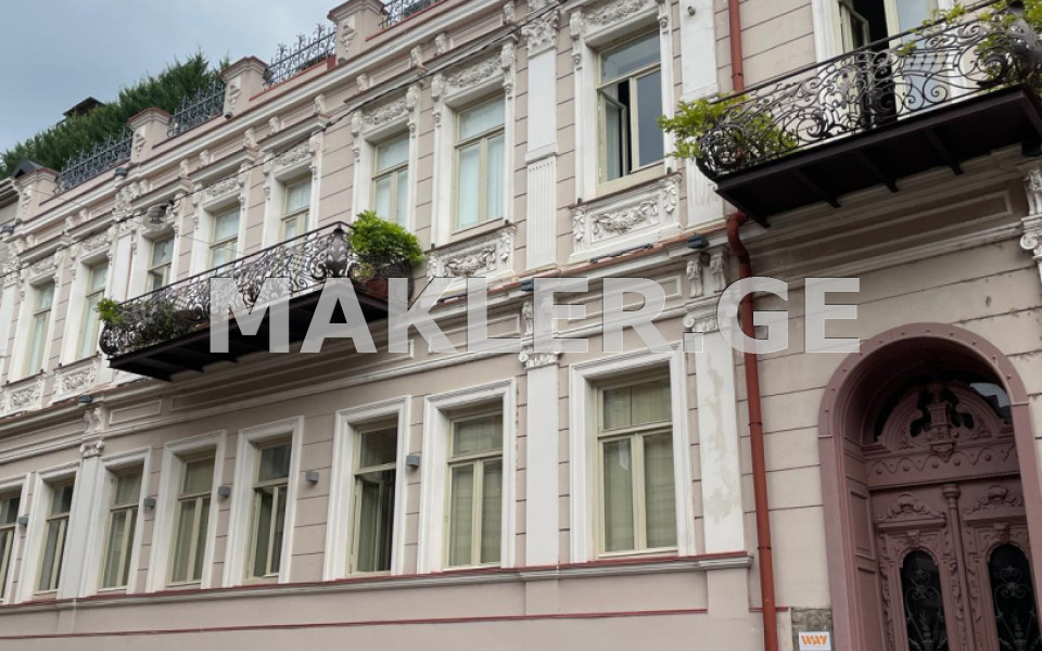  Satılık Kiralık 130 m²  İşyeri in Sololaki dist. (Old Tbilisi)  in Lermontovi st. 