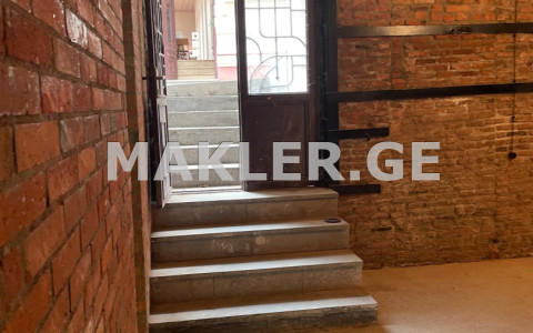  Satılık Kiralık 130 m²  İşyeri in Sololaki dist. (Old Tbilisi)  in Lermontovi st. 