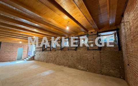  למכירה להשכרה 145 m² מֶרחָב מסחרי חלל in Sololaki dist. (Old Tbilisi)  in Lermontovi st. 