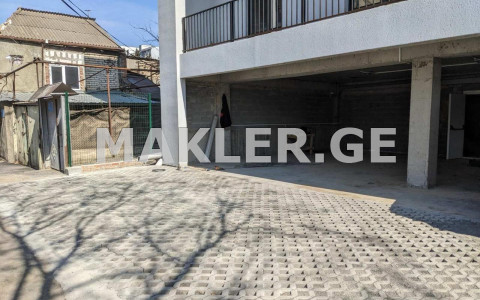  For Sale For Rent 1200 m² space Commercial space in Nadzaladevi dist.  in Chkondideli st. 