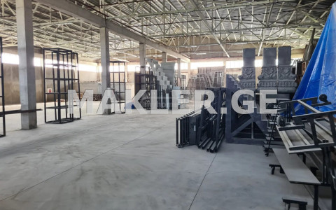  ქირავდება 1480 m² ფართობის კომერციული ფართი ჩუღურეთის რაიონში  ორხევის შესახვევში 