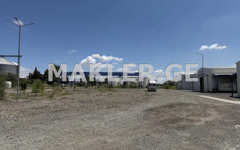  ქირავდება 400 m² ფართობის კომერციული ფართი თბილისში