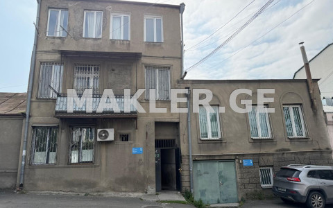  იყიდება 52 m² ფართობის საკუთარი სახლი ჩუღურეთის რაიონში  მამარდაშვილის ქუჩაზე 