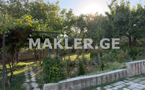  For Sale 104 m² space Private House in Didi digomi dist.