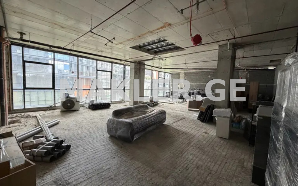  Продается 142 m² площадь Коммерческая площадь в Ваке  Улица Зураба Авалишвили 