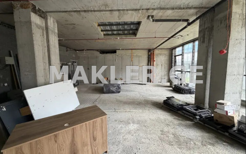  Продается 142 m² площадь Коммерческая площадь в Ваке  Улица Зураба Авалишвили 