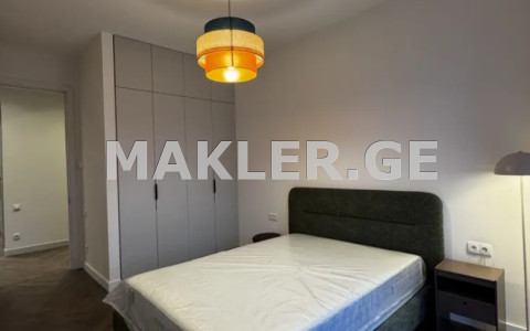  For Sale 4 room  Apartment in Saburtalo dist.  in Tamarashvili st. 