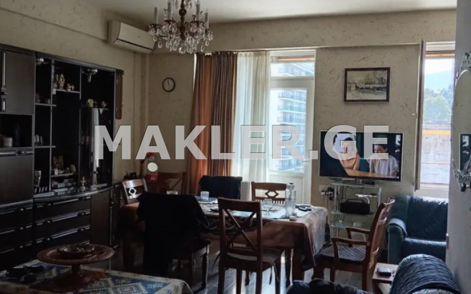 For Sale 2 room  Apartment in Saburtalo dist.  in S. Tsintsadze st. 