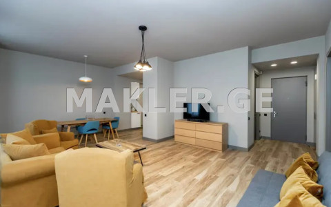  למכירה 2 חֶדֶר  דִירָה in Vake dist.  on Ir. Abashidze st. 