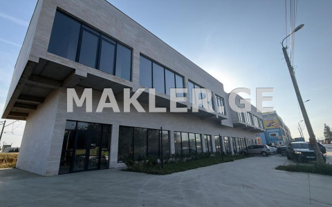  იყიდება 1307 m² ფართობის კომერციული ფართი ლილოში