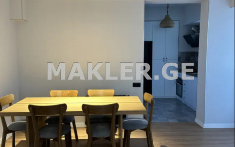  למכירה 3 חֶדֶר  דִירָה in Vake dist.  on Ateni st. 