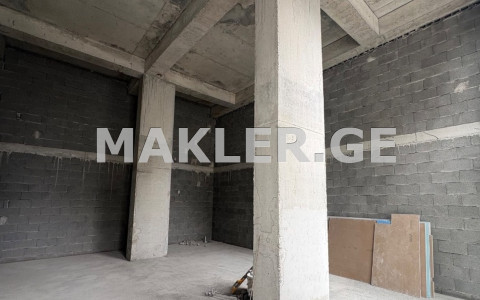 იყიდება 51 m² ფართობის კომერციული ფართი საბურთალოზე  მინდელის ქუჩაზე 