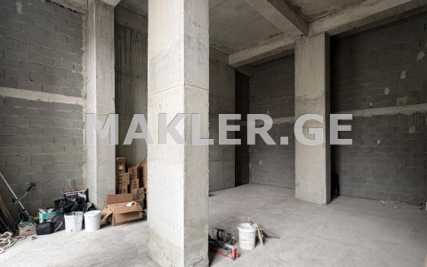  იყიდება 51 m² ფართობის კომერციული ფართი საბურთალოზე  მინდელის ქუჩაზე 