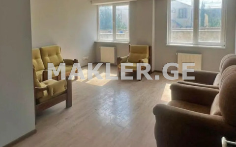  იყიდება 1875 m² ფართობის კომერციული ფართი დიდ დიღომში