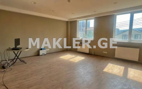  იყიდება 1875 m² ფართობის კომერციული ფართი დიდ დიღომში
