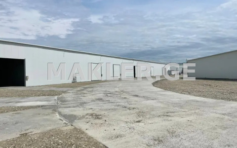  ქირავდება 1000 m² ფართობის კომერციული ფართი ლილოში