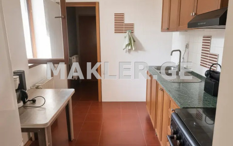  ქირავდება 400 m² ფართობის საკუთარი სახლი ვაკეში  შატბერაშვილის ქუჩაზე 