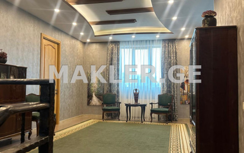 იყიდება 415 m² ფართობის საკუთარი სახლი ბეთანიაში