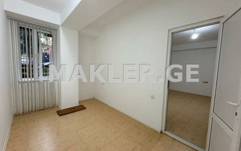 For Rent 45 m² space Office in Vake dist.  on A.Razmadze st. 