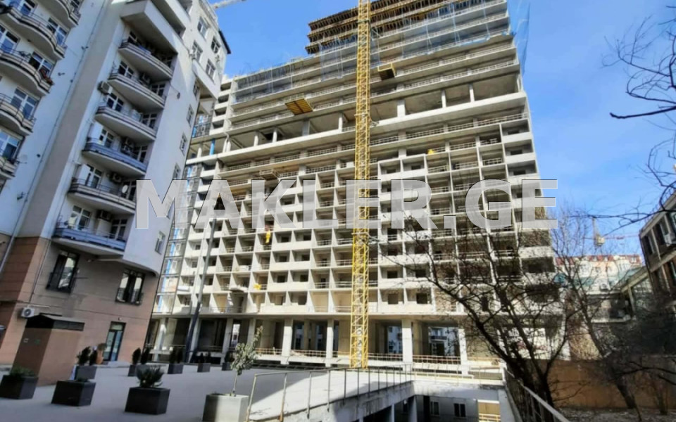  למכירה 4 חֶדֶר  דִירָה in Vake dist.  in Kipshidze st. 