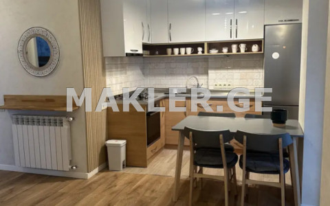  למכירה 3 חֶדֶר  דִירָה in Saburtalo dist.  in Ana Politkovskaya st. 