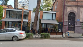 Сдаётся 50 m² площадь Коммерческая площадь в Ваке