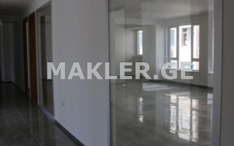  ქირავდება 500 m² ფართობის ოფისი საბურთალოზე  ალ. ყაზბეგის გამზირზე 